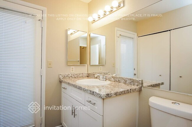 Building Photo - 9645 Swan Bay Dr