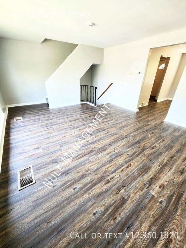 Building Photo - 463 Idlewood Rd