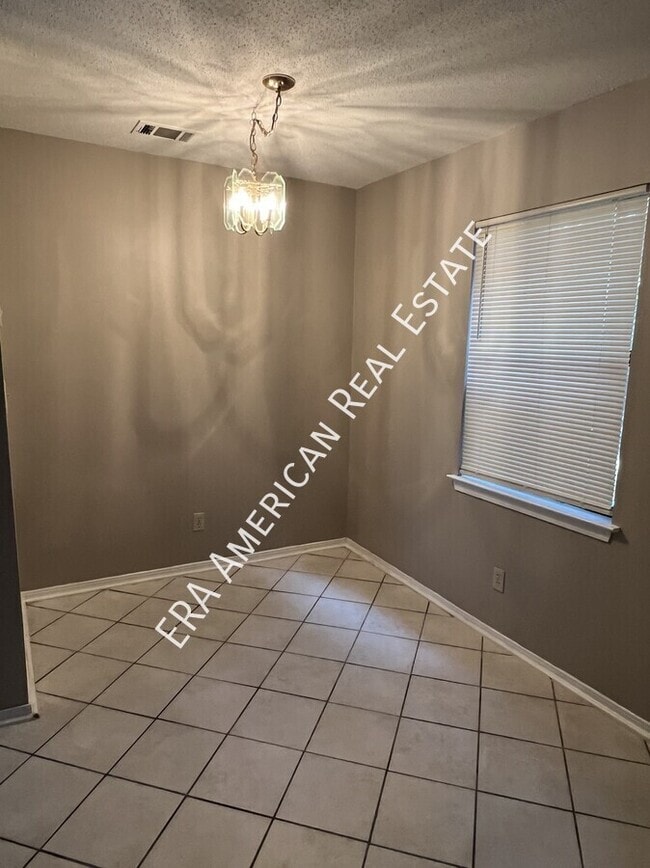 Building Photo - 618 Gap Creek Dr