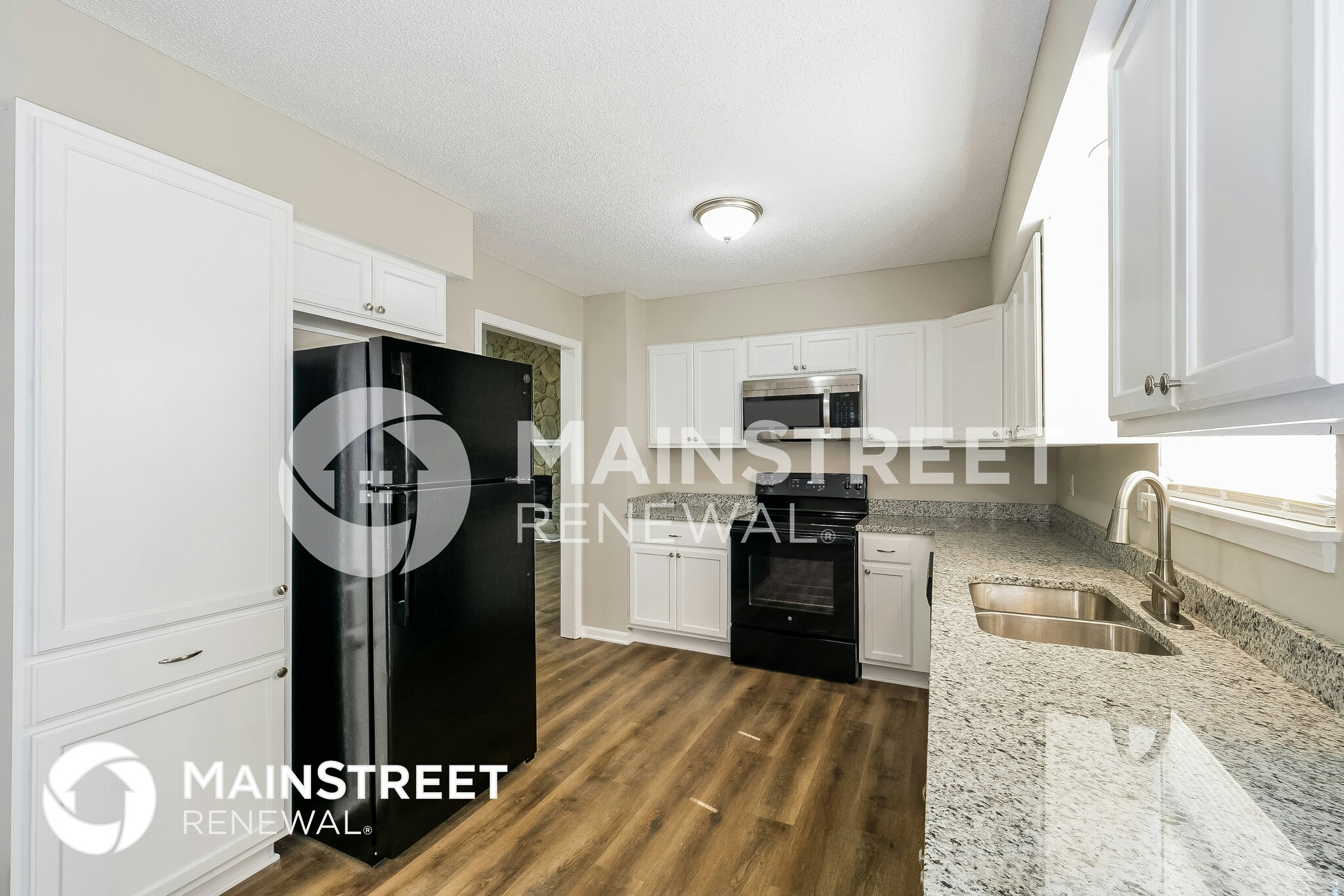 Building Photo - 8029 W 149th St