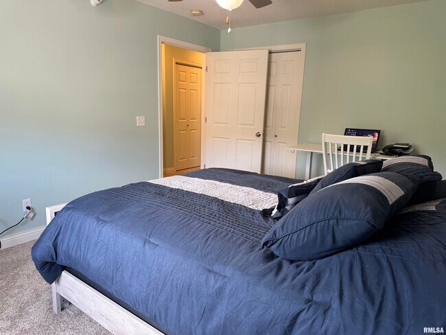 Building Photo - 4102 Creek Hill Dr