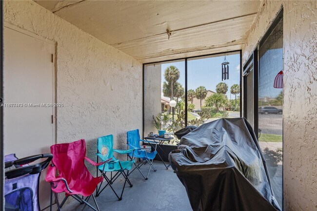 Building Photo - 1145 N Shannon Ave