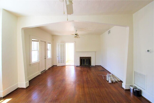 Building Photo - 1236 14th St