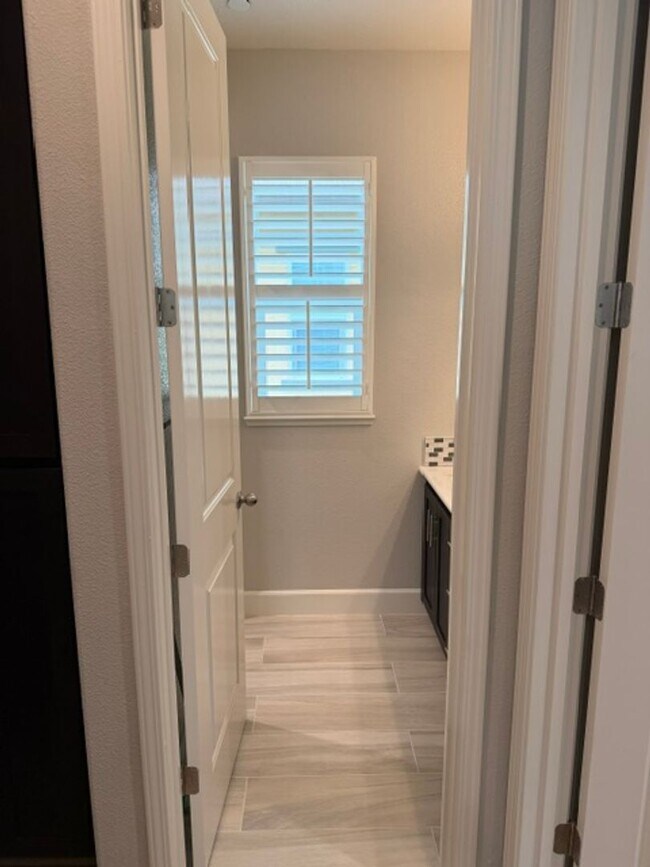 Building Photo - Beautiful 4-Bedroom Home for Lease in San Ramon’s Desirable 94582