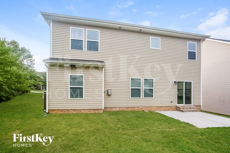 Building Photo - 2299 Isaac St