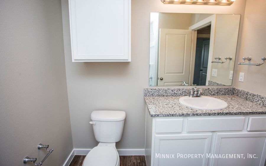 Building Photo - 2154 Kirksey Ave