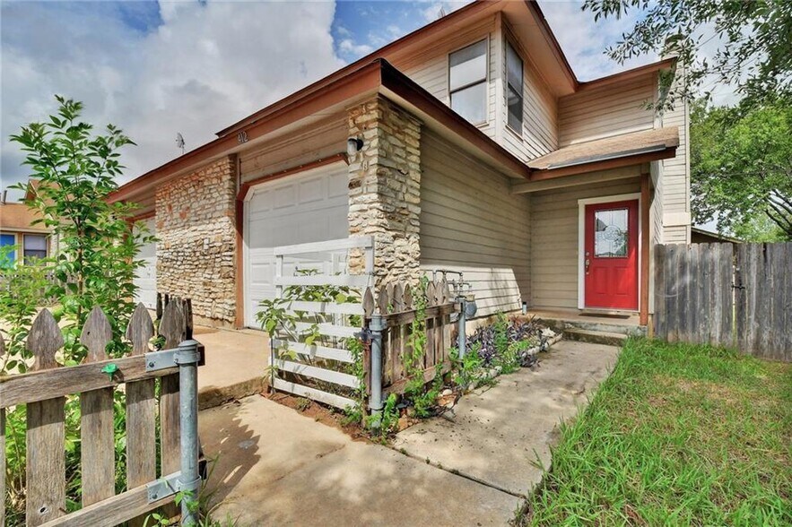 Building Photo - 412 Parkhill Cv