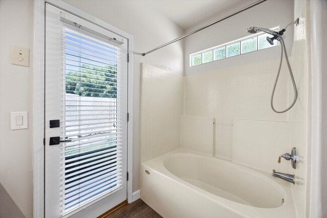 Building Photo - 9814 Autumn Serenade Ct