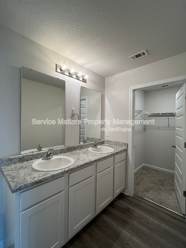 Building Photo - 4393 White Birch Ct