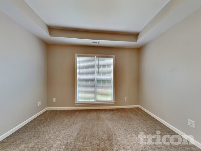 Building Photo - 219 Arlington Ct