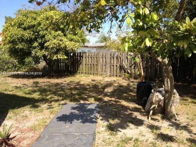 Building Photo - 5693 Fletcher St