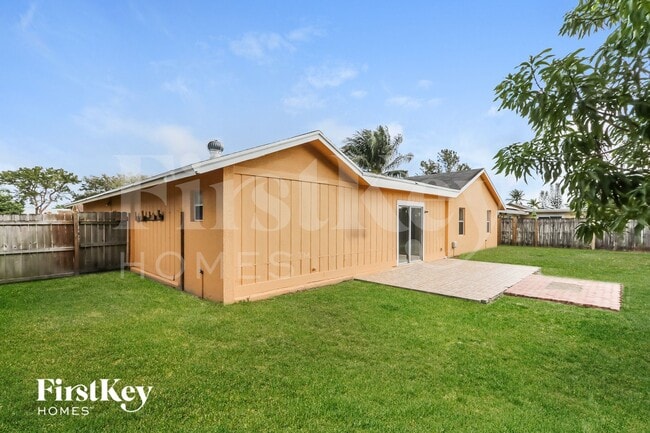 Building Photo - 10404 Oliver Ln