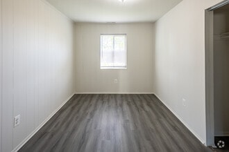 Interior Photo - Ten Hills Apartments
