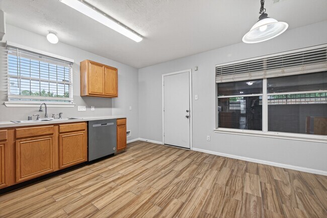 Building Photo - 13723 Audra Ln