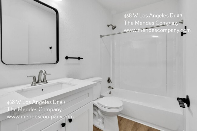 Building Photo - 468-72 W Los Angeles Dr