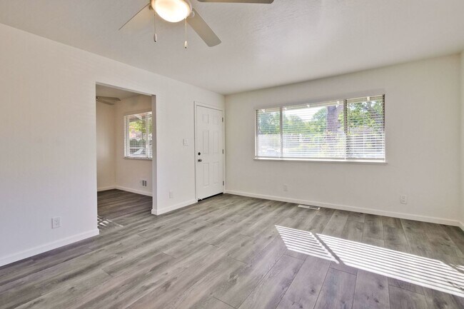 Building Photo - 683 Arbutus Ave