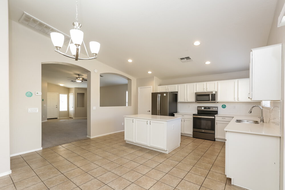 Building Photo - 15188 W Monroe St