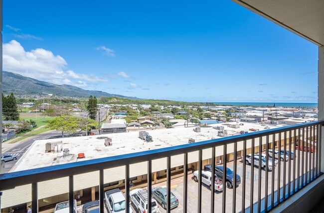Building Photo - Beautiful Fully Furnished, 2 Bed, 1 1/2 Bath, Oceanview Condo with Pool