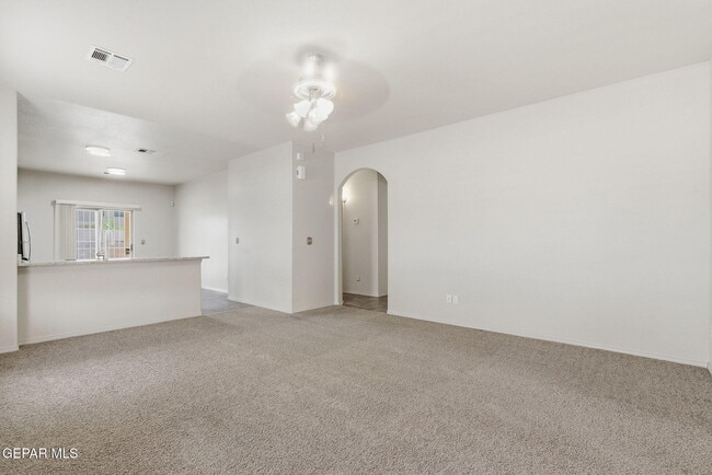 Building Photo - 13020 Stonington Ln