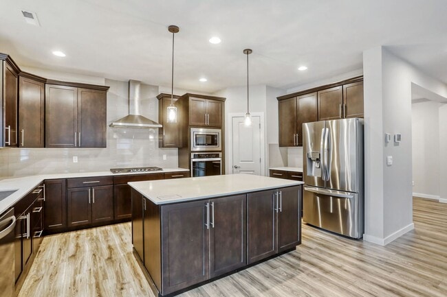 Building Photo - Stunning 4bed/2.5bath Home with High-End Upgrades in Snohomish WA!