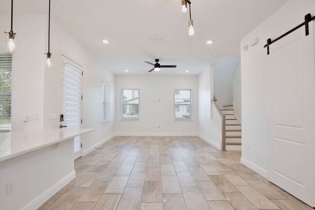 Building Photo - Charming 3/2.5 Courtyard Home with Loft & ...