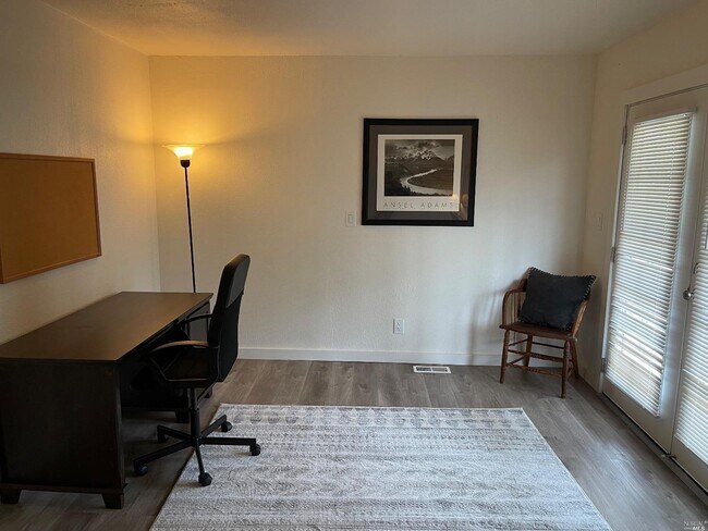 Building Photo - 5168 State Hwy 20