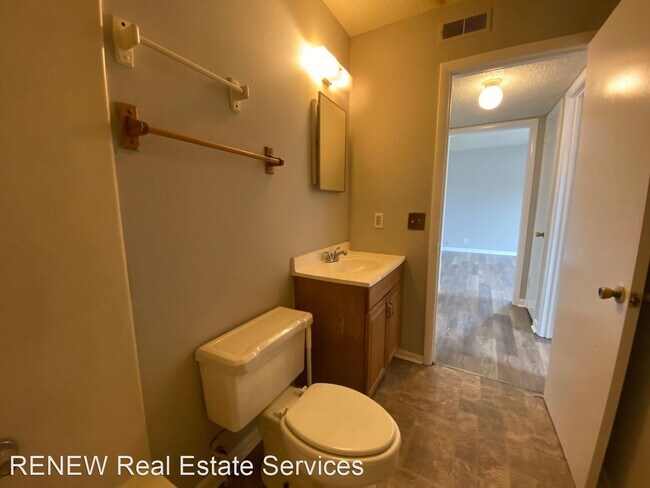 Building Photo - 2 br, 1 bath House - 3407 Moonlight Dr