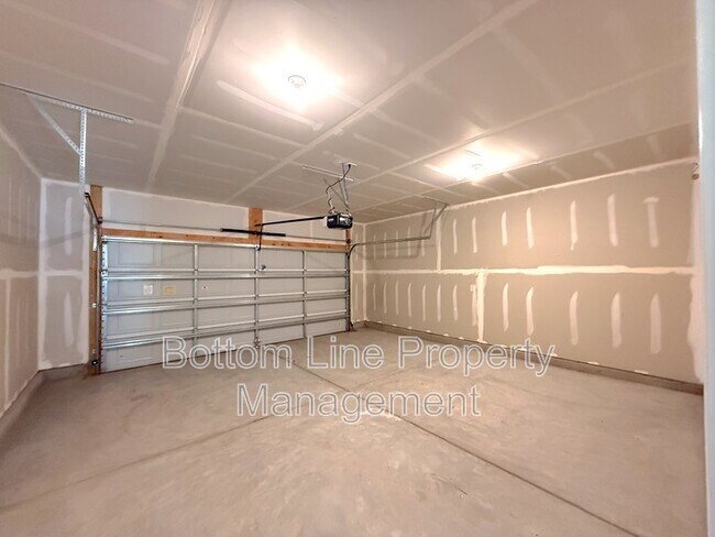 Building Photo - 14240 Wilson Mac Ln