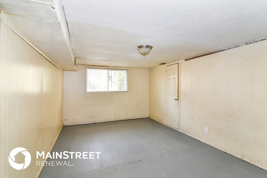 Building Photo - 8702 E 91 St