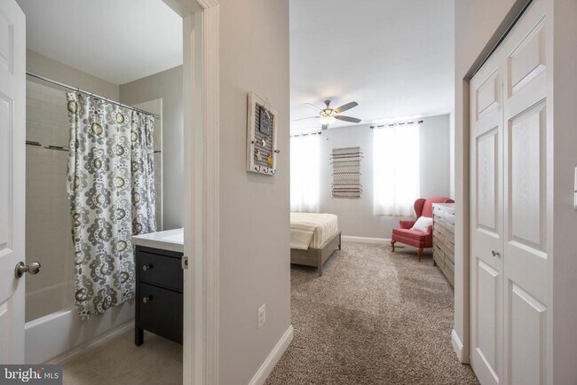 Building Photo - 314 E 22nd St