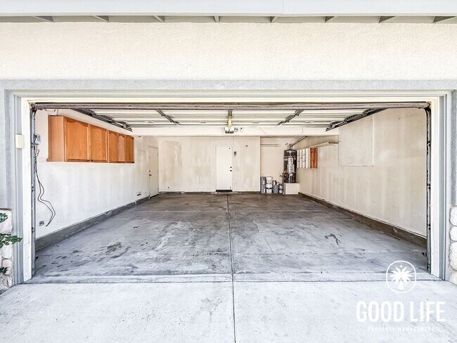 Building Photo - 1084 Forester Dr