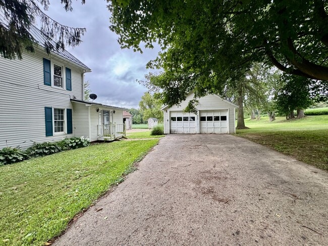 Primary Photo - Coming Soon! Farm house in Ashland schools