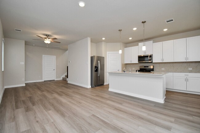 Building Photo - 8408 Rising Stream Dr