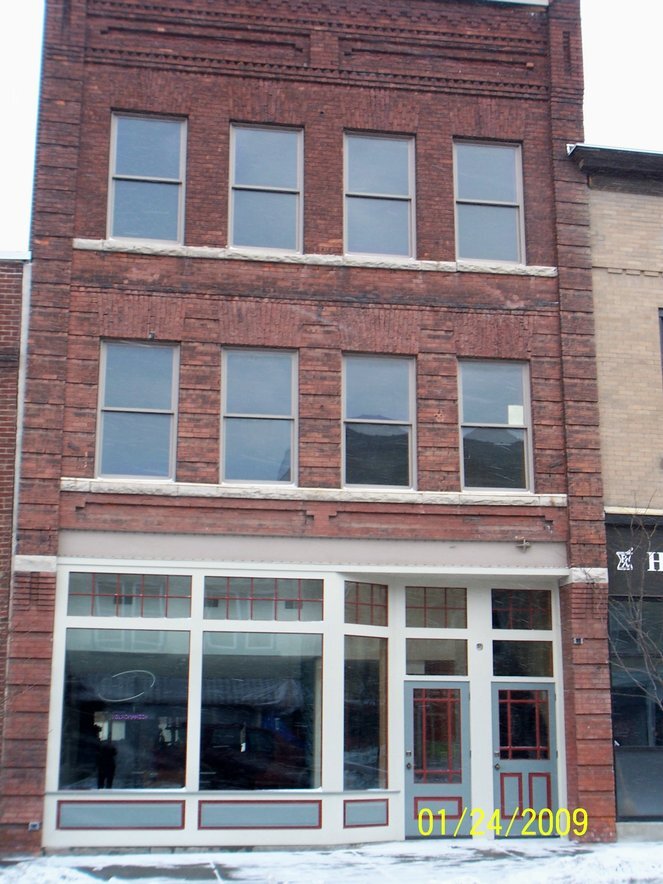 Building exterior - 208 N Franklin St