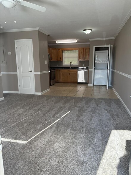 Building Photo - Quail Rise