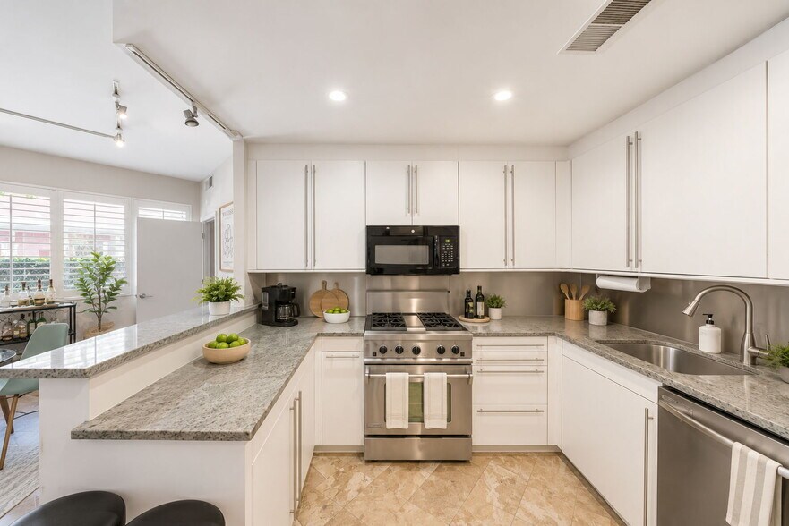 Building Photo - 1300 13th St NW