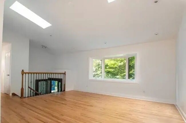 Building Photo - 8 Snug Harbor Dr
