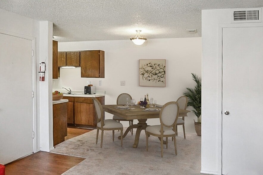 Dining Area - Parkway Villas