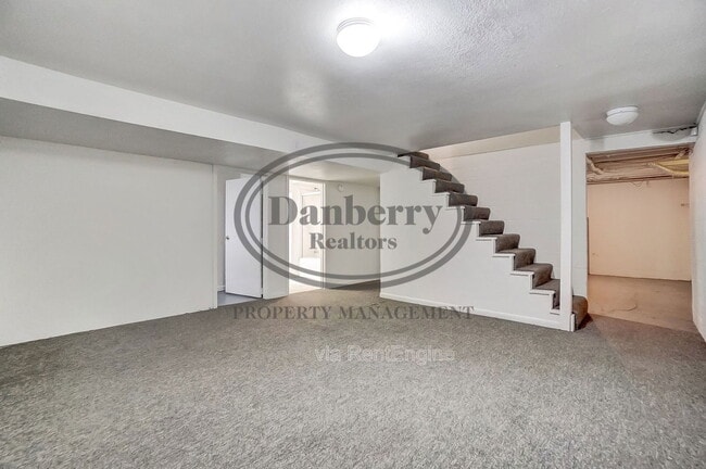 Building Photo - 1115 Secor Rd