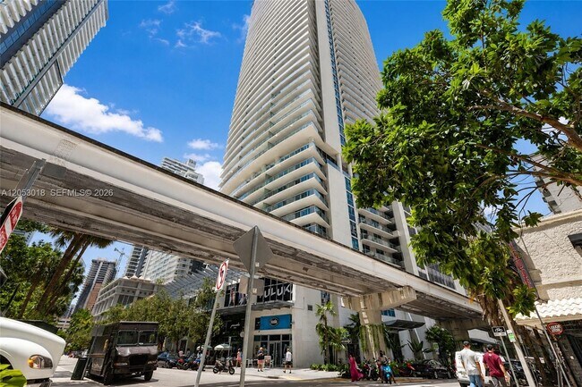 Building Photo - 1100 S Miami Ave