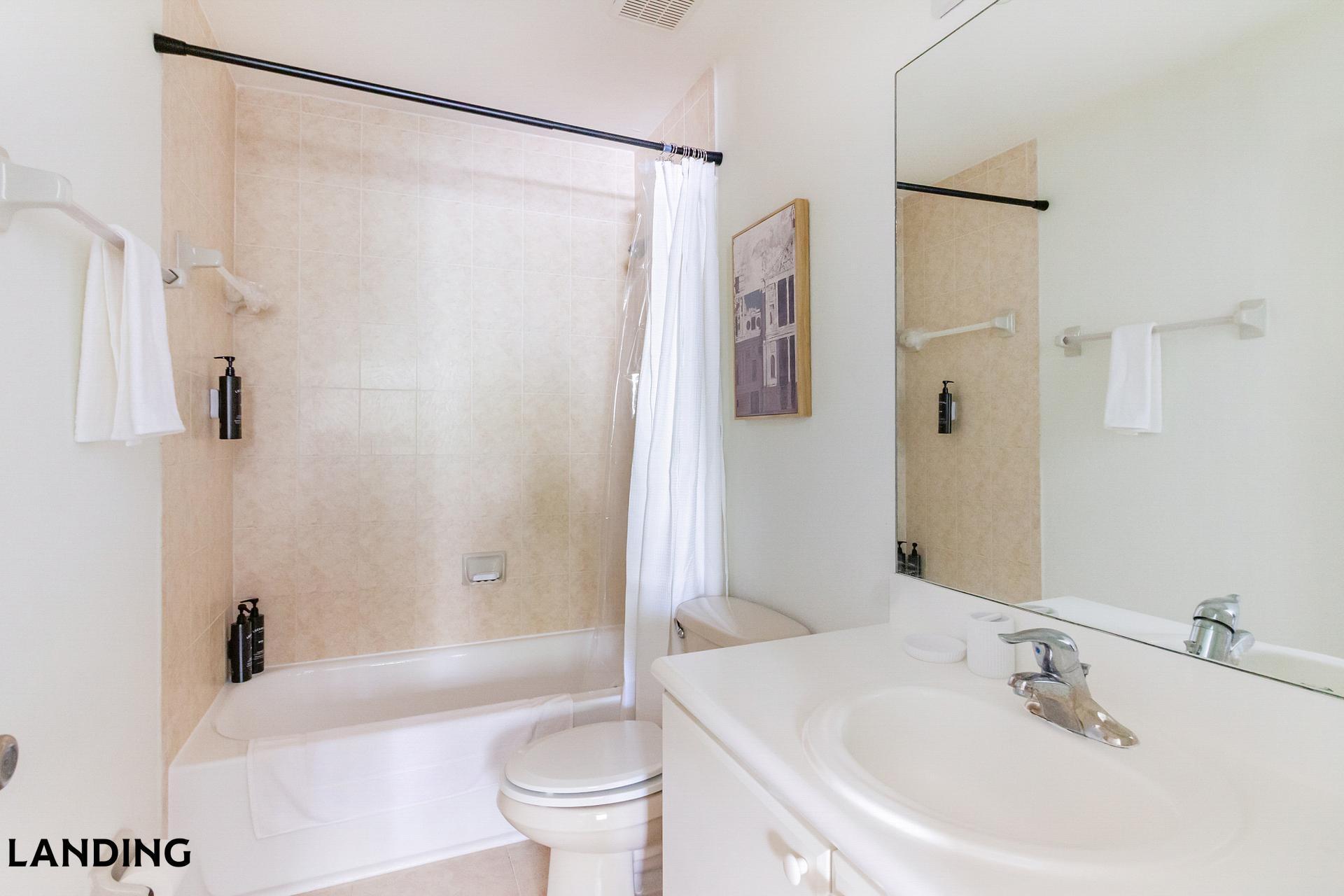 Building Photo - 1140 SE 24th Rd