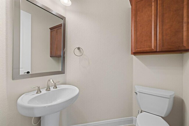 Building Photo - 15815 Axehandle Trl