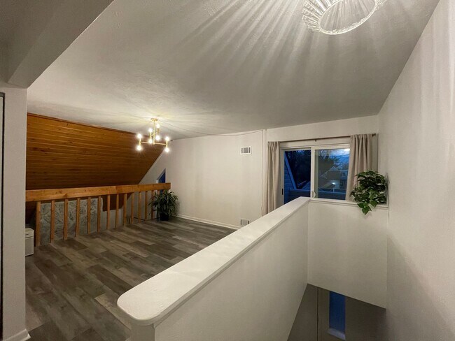 Building Photo - Spacious 2bed/2bath Condo in Aurora