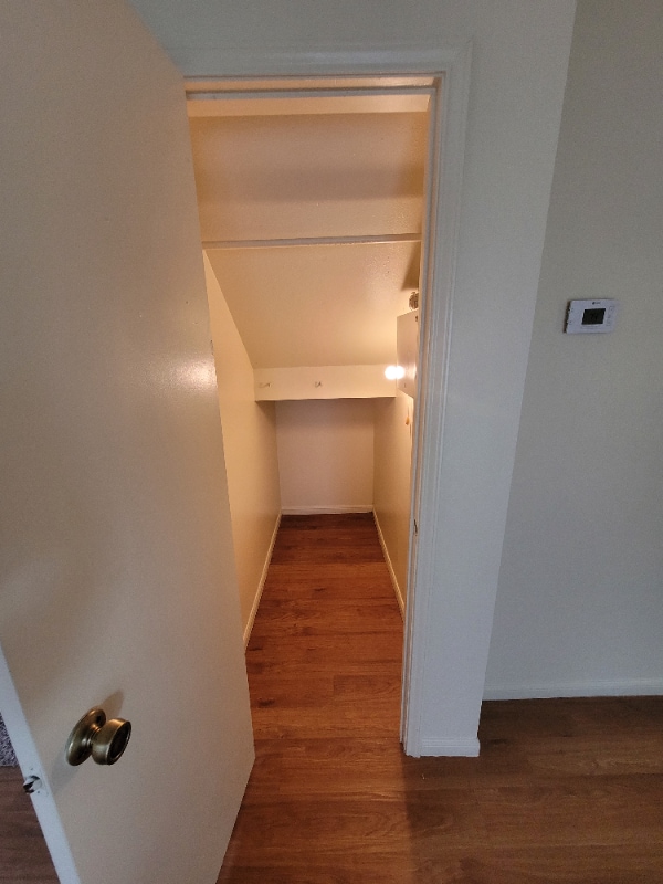 Building Photo - 6303 Windsor Castle