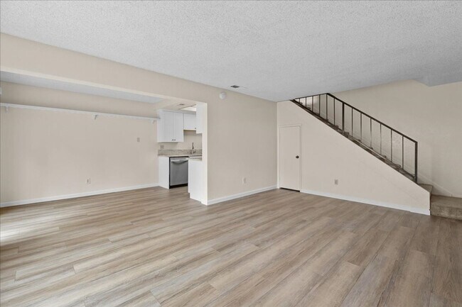 Building Photo - Upgraded 2-Bedroom Townhome with Private G...