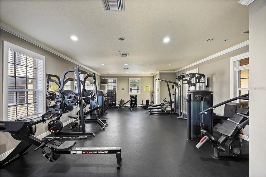 gym - 5218 Hampton Beach Pl