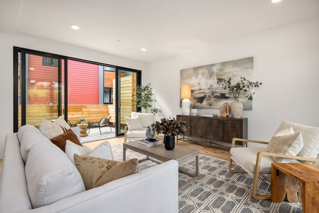 Building Photo - Net Zero Townhome on Bainbridge Island — 3 Bed | 2.25 Bath | 1,813 SqFt at The Trillium