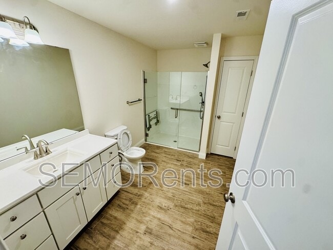 Building Photo - 3932 McKendree Xing