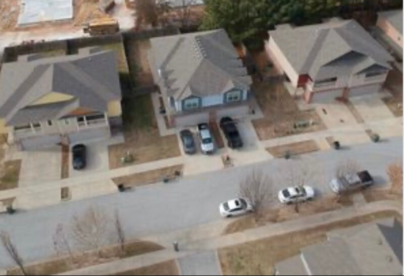 Building Photo - 1211 N Sicily Ln