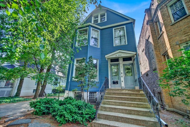 Building Photo - 2142 Maple Ave